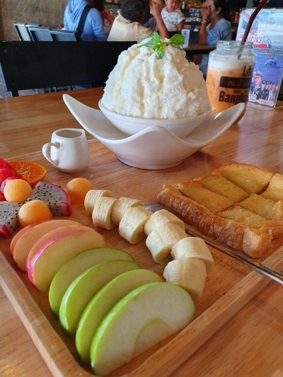 บิงซูผลไม้-นมสด