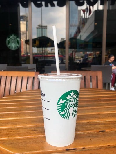 Starbucks Coffee Pacific Star Bldg