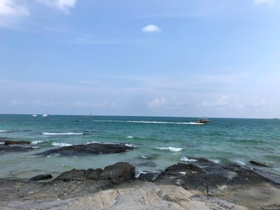 หาดทรายแก้ว