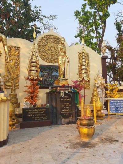 ไหว้ให้ครบทุกจุดเพิ่มพูลบุญกันเตอะเจ้า