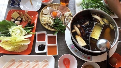 เมนูของร้าน เฝอแซ่บ Factory