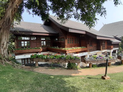 บริเวณด้านข้าง