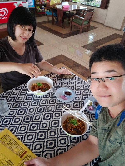 ข้าวซอยเนื้อ ข้าวซอยไก่ อร่อยมากๆ