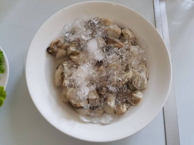 หอยนางรมสด