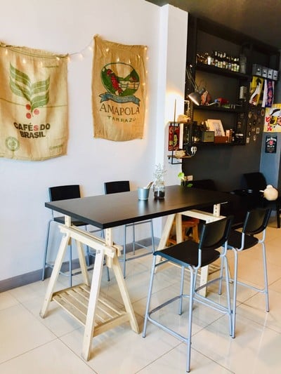 บรรยากาศ The Croft House Coffee & Craftbeer bar