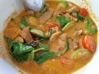 แกงเผ็ดเป็ดย่าง