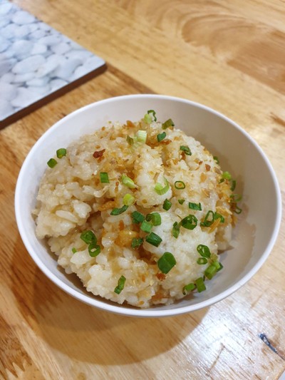 ข้าวผัดกระเทียม