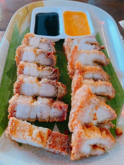 หมูกรอบเทวดา