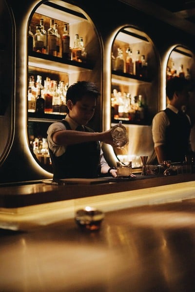 บรรยากาศ 008 Bar