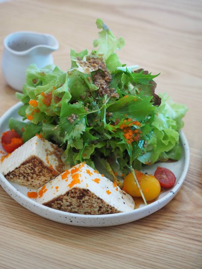 สลัดเต้าหู้