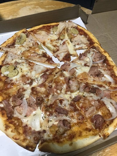 Rolling Stone Pizza Khao Takieb