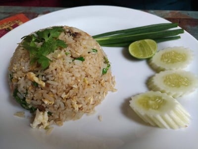 ข้าวผัดปลาเค็ม