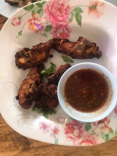 ไก่ย่างทอดเกลือ