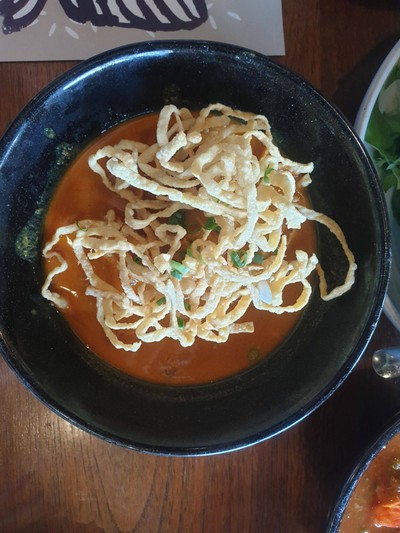 ข้าวซอยไก่ขลุกขลิก