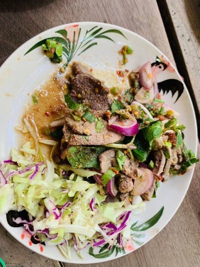 ส้มตำคลาสสิค The Beatles Station ส้มตำคลาสสิค The Beatles Station