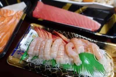 อาหารมื้อค่ำ ที่ซื้อจากตลาดปลา Tore Tore