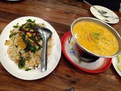 อาหาร หรือ เครื่องดื่ม