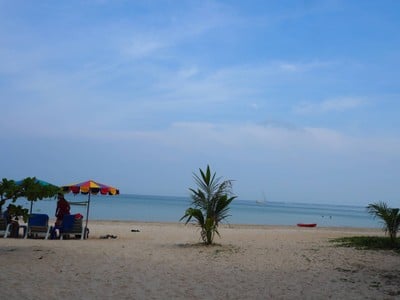 บรรยากาศ หาดบางเทา