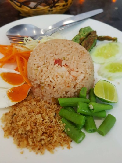 ข้าวผัดน้ำพริกกระปิ
