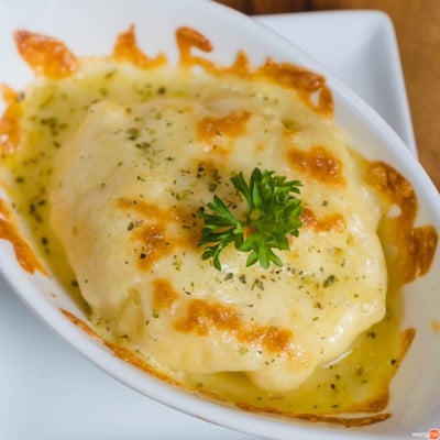 BAGUSS PIZZA AND HALAL FOOD DRINK