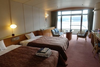 ห้องพัก พร้อมเก้าอี้นั่งเล่น
ระเบียงใหญ่