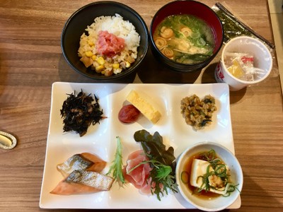 อาหารเช้า @Monterey Le Frere Osaka ดีงาม