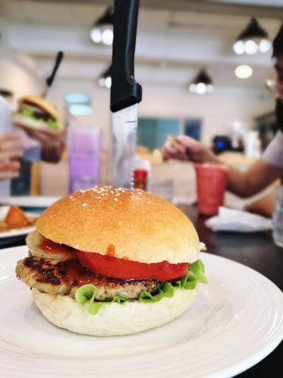 BURGER ไก่