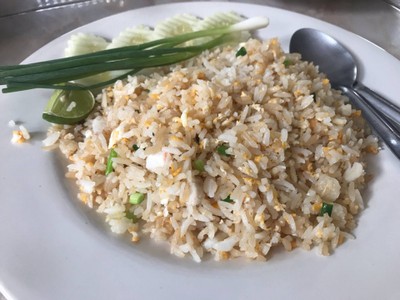 ข้าวผัดปูพิเศษ