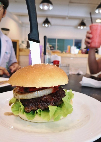 BURGER เนื้อ
