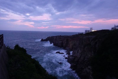 "Sandanbeki"หน้าผาแห่งนี้ขึ้นชื่อว่าคนกระโดดน้ำมากที่สุด