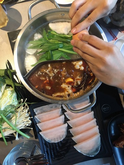 อาหาร หรือ เครื่องดื่ม