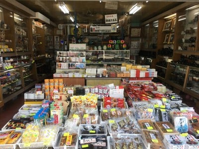 ตลอดเส้นทาง มีแต่ร้านขายบ๋วย