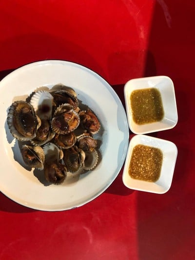 หอยแครงลวก•