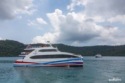 ดวลกันหมัดต่อหมัด Koh Kood vs Koh Mak