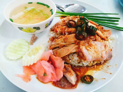 บะหมี่ไข่-เกี๊ยวกุ้ง บะหมี่ไข่-เกี๊ยวกุ้ง