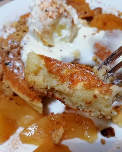 Apple Crumble Pancake 13.95 AUD = 315 บาท