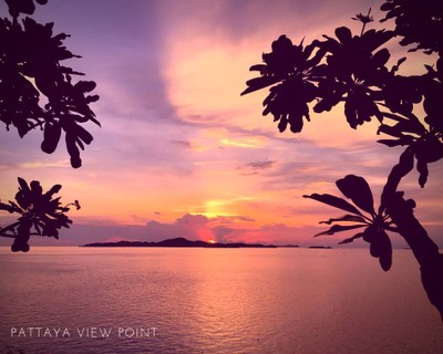 ท้องฟ้าสวยงามมาก ปล.แต่งภาพนิดหน่อยนะคะ