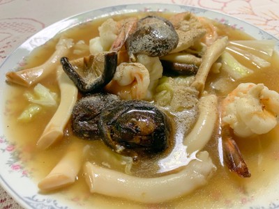 หอยเส้นผัดเห็ดหอม