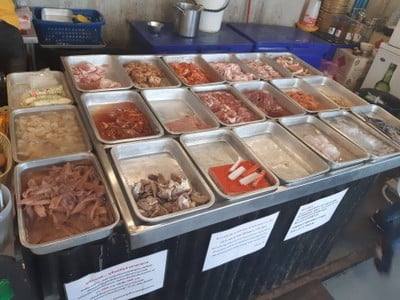 อาหาร หรือ เครื่องดื่ม