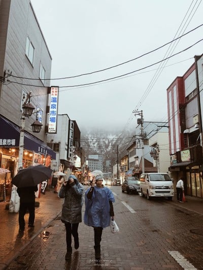 ไปถึงก็เช็คอิน ออกมาเดินดูบรรยากาศรอบๆ