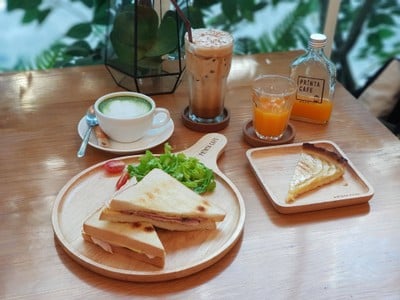 Printa Cafe เย็นจิต ( เซนต์หลุยส์)