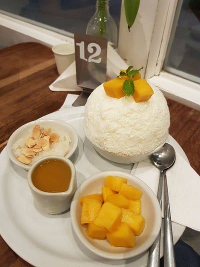 Mango Sticky Rice Bingsu