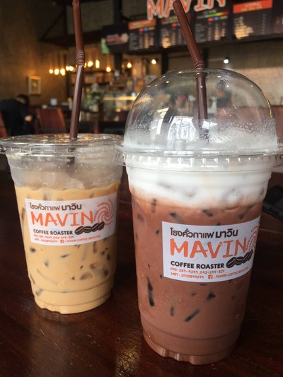 เมนูของร้าน Mavin Coffee Roaster โรงคั่วกาแฟมาวิน หลัง รพ.ศูนย์