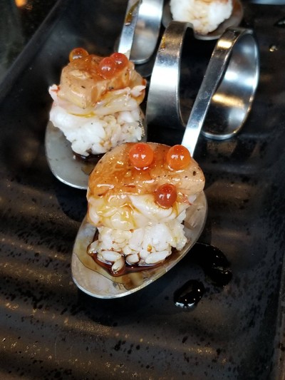 Botan Foiegras Sushi
