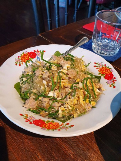 เมนูของร้าน Sri Trat Restaurant & Bar Sri Trat