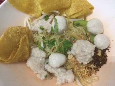 บะหมี่แห้งต้มยำ