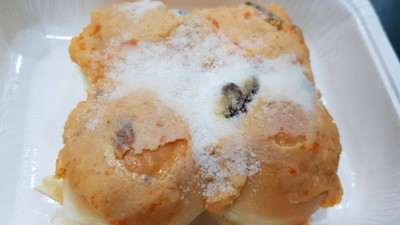 ปังนม(ผง)เปื้อนไข่เค็ม