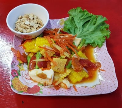 ตำข้าวโพดไข่เค็ม