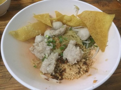 บะหมี่แห้งต้มยำ