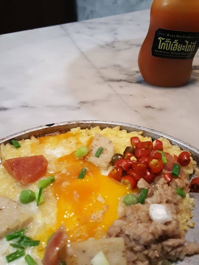 ข้าวไข่กระทะ